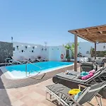 Villa Fae Playa Blanca